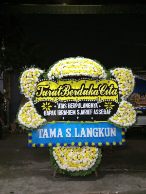 Papan Bunga Duka di Palapa
