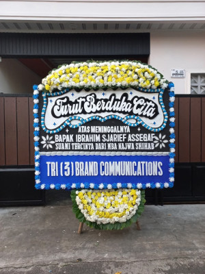 Papan Bunga Duka di Palapa